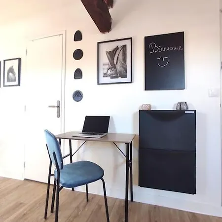 Equidia Compiegne Free Parking Wifi Self Check-in *